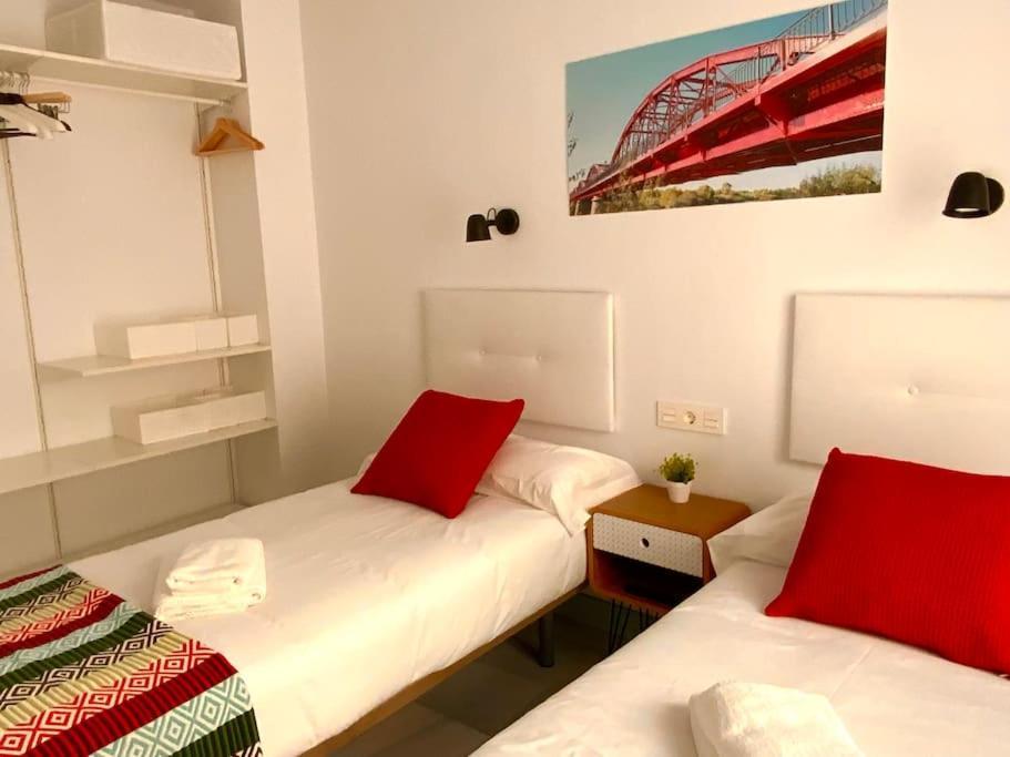 My Home In Triana, Luminoso Y Acogedor Apartamento Sevilla Dış mekan fotoğraf
